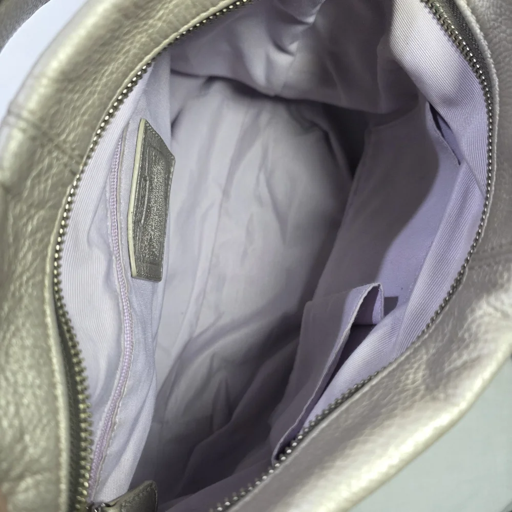 Coach F15064 Metallic Silver Peppled Leather Shoulder Bag w/ Adjustable Strap. - Picture 7 of 16